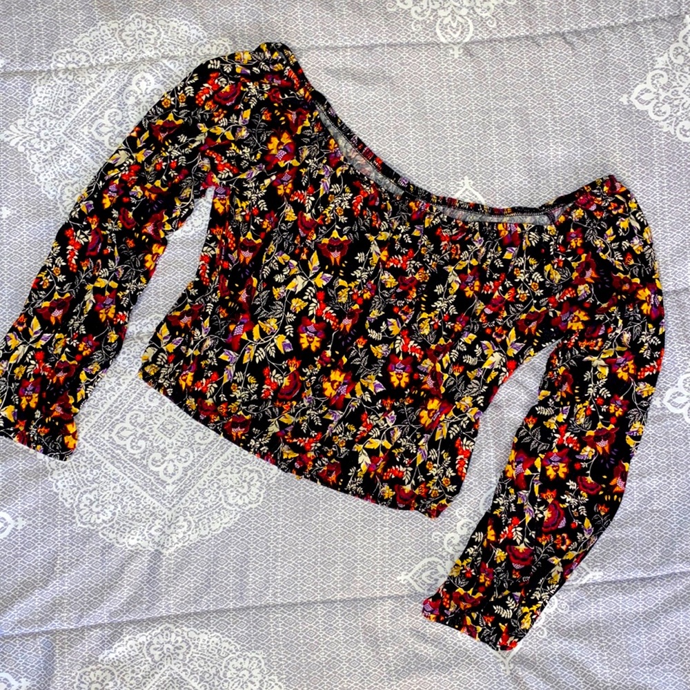 Floral off the shoulder crop top
